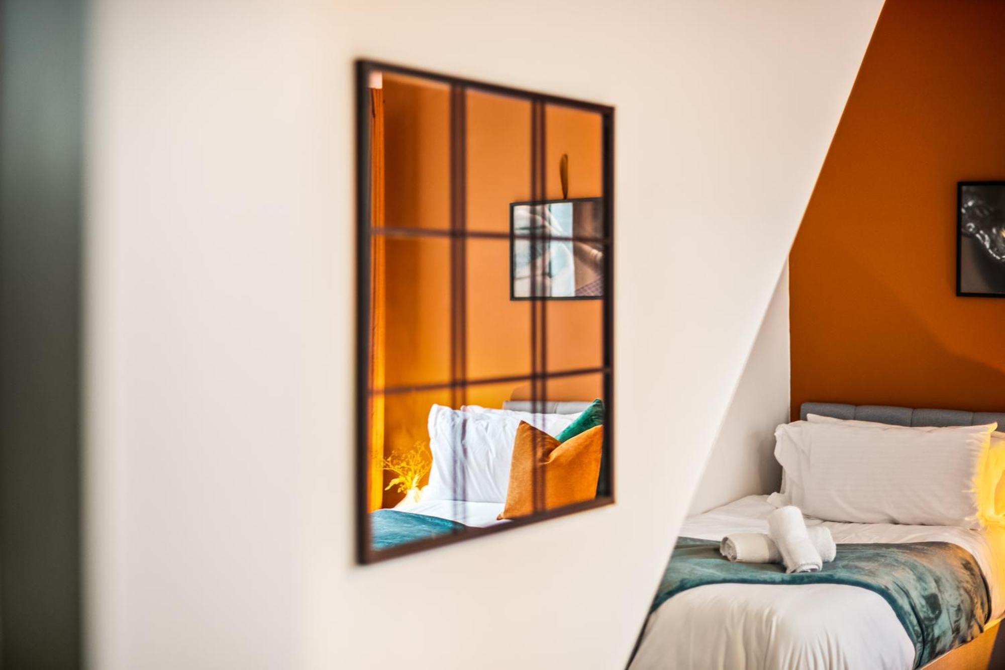Spacious Birmingham City Apartment エクステリア 写真