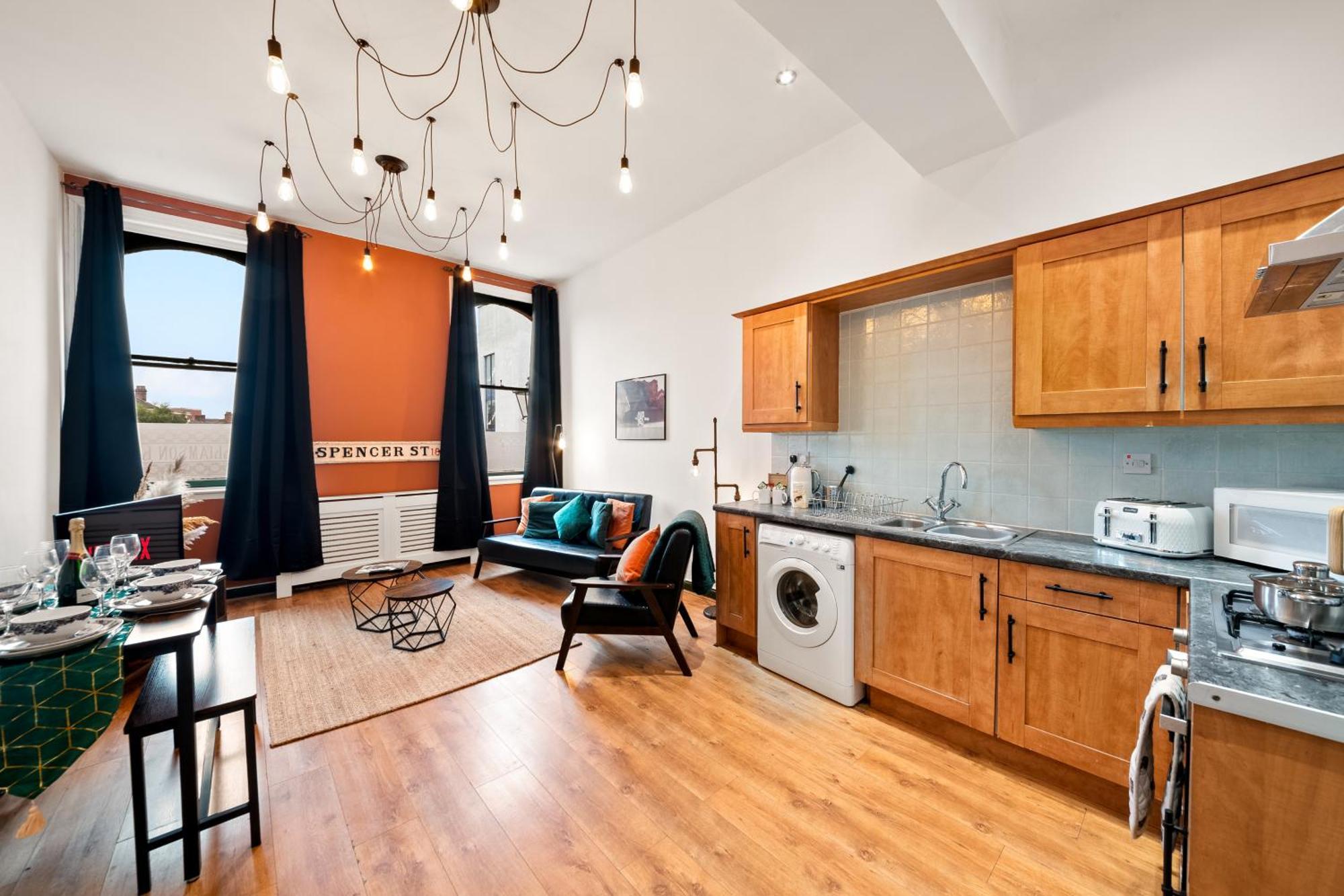 Spacious Birmingham City Apartment エクステリア 写真