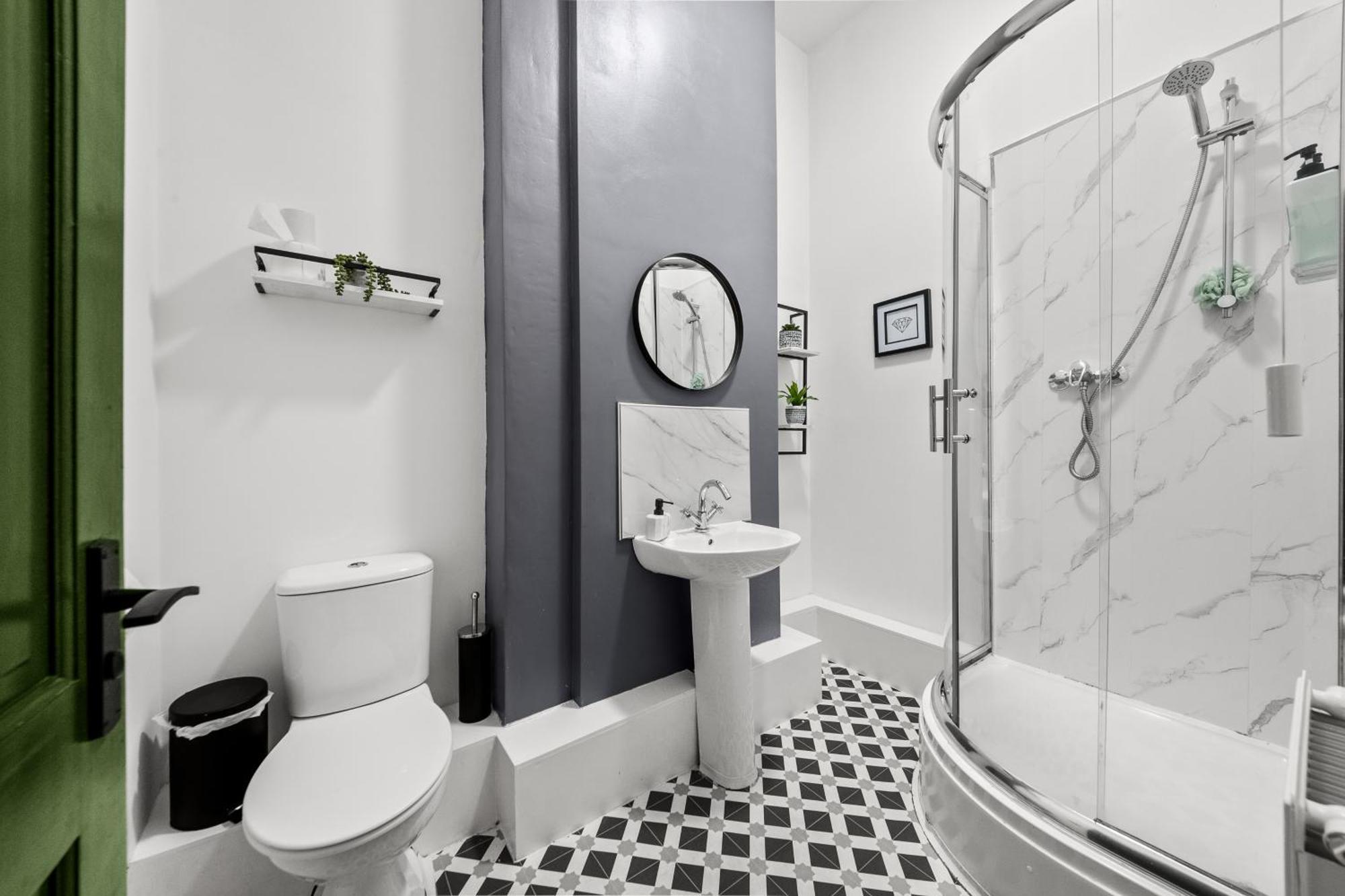 Spacious Birmingham City Apartment エクステリア 写真